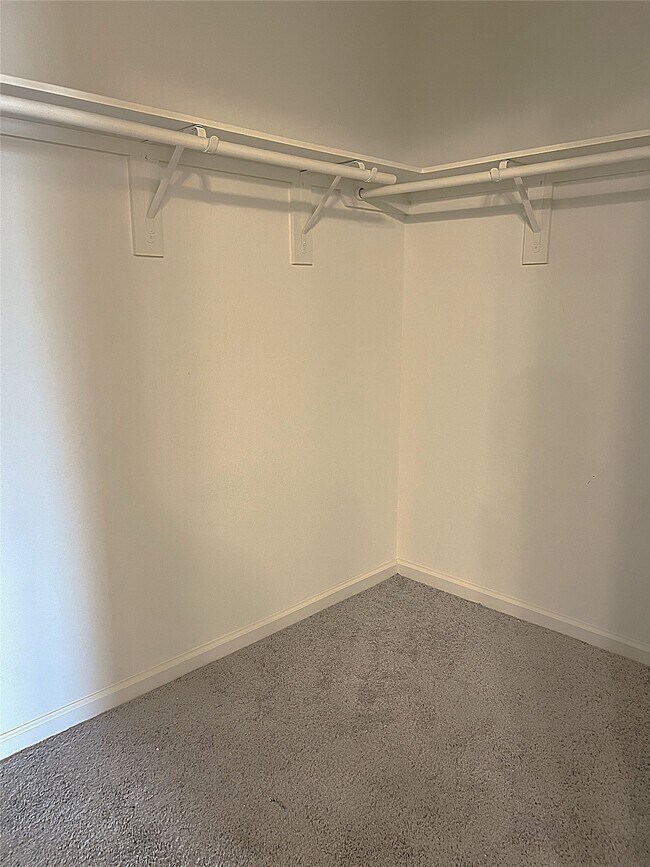 Building Photo - 14715 Peaceful Wy