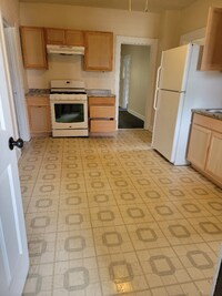 Building Photo - 9631 S Ave M