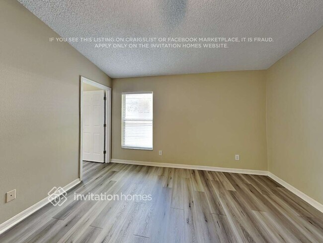 Building Photo - 2394 Bayhill Dr