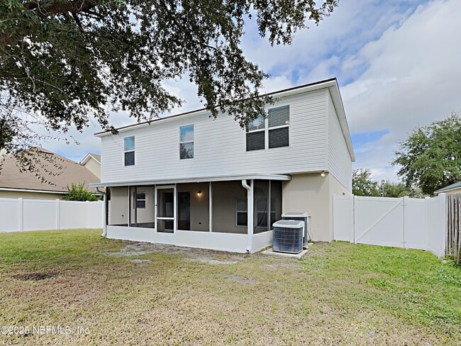 Building Photo - 5596 Ashleigh Park Dr