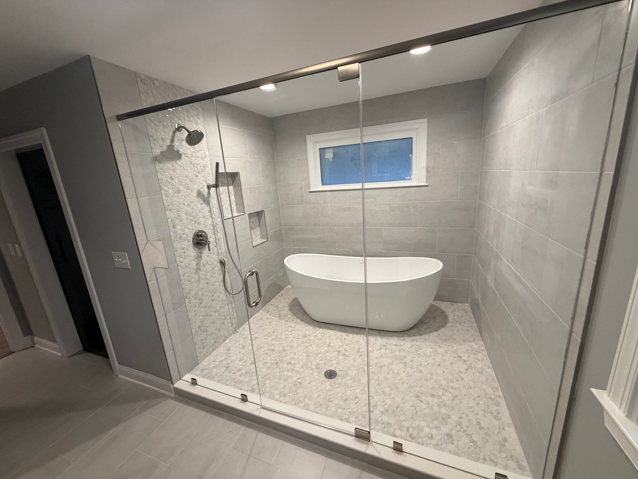 Building Photo - 3022 Wilson Rd