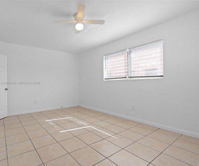 Building Photo - 744 85th St