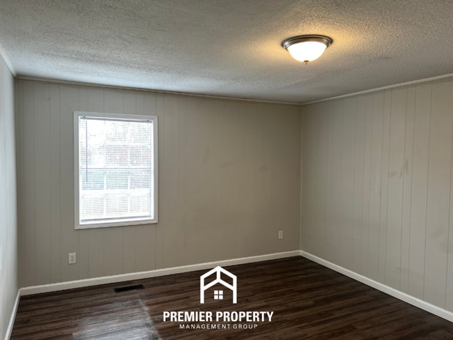 Building Photo - 239 Wilbanks Rd