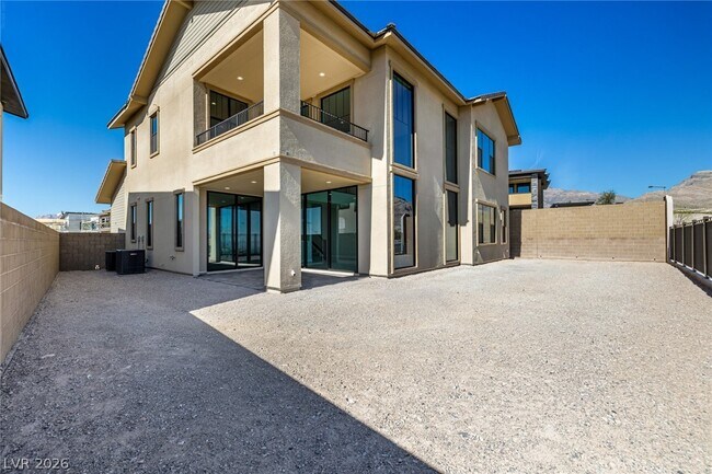 Building Photo - 980 Natural Harmony St