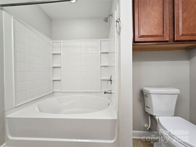 Building Photo - 8728 Arbor Creek Dr