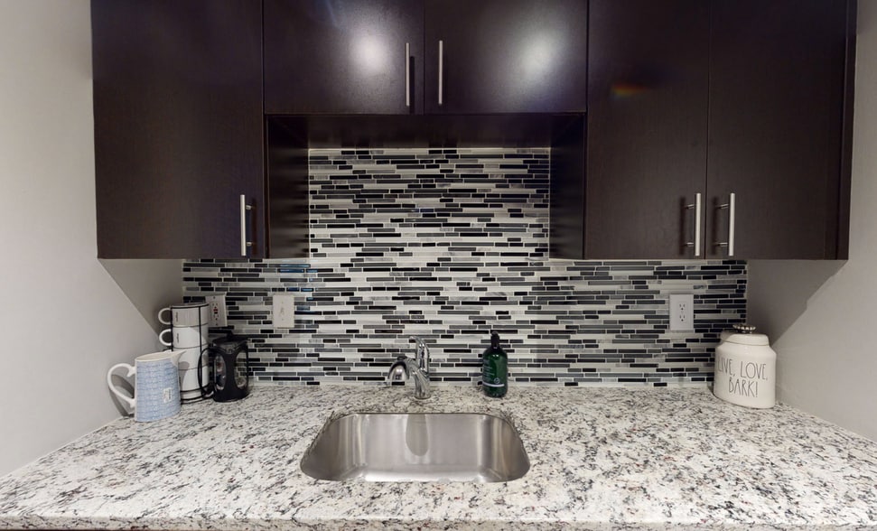 Building Photo - 7 Harcourt St