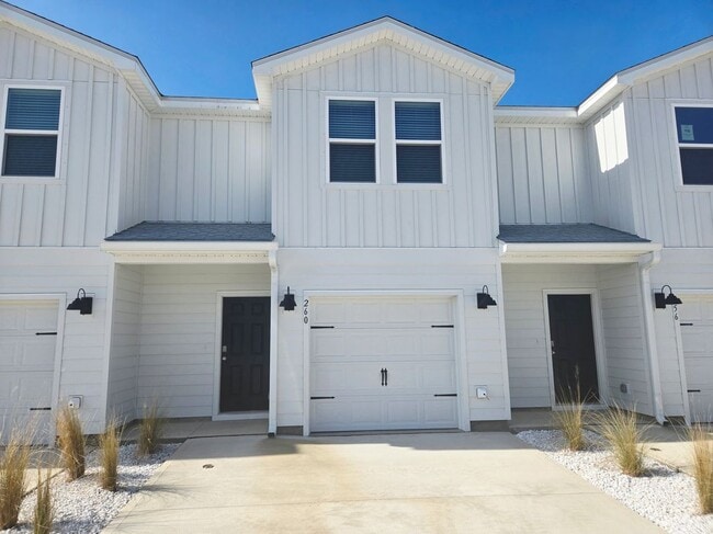 Building Photo - 260 Salt Creek Lane