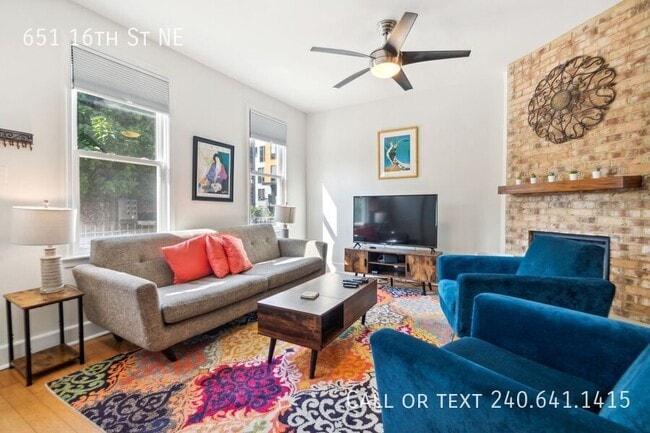 Primary Photo - 651 16th St NE
