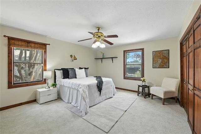 Building Photo - 1323 Dublin St