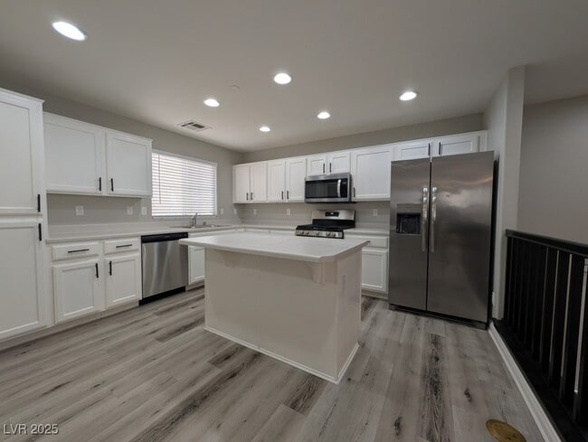 Building Photo - 8925 John Charles Ave