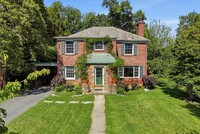 Building Photo - 3221 Coquelin Terrace