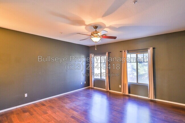 Building Photo - 525 N Miller Rd