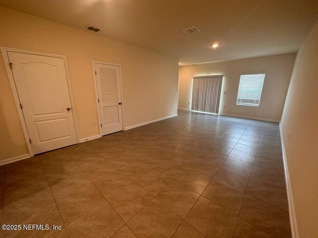 Building Photo - 272 Talulla Trl