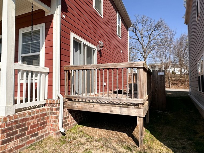 Building Photo - 3807 W Pawnee Rd