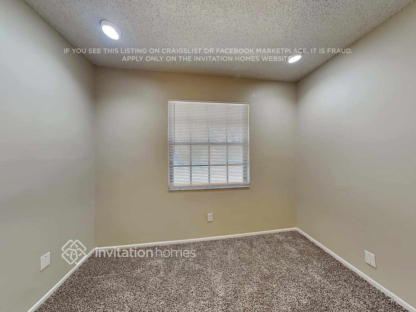 Building Photo - 10916 Carnelian Ln