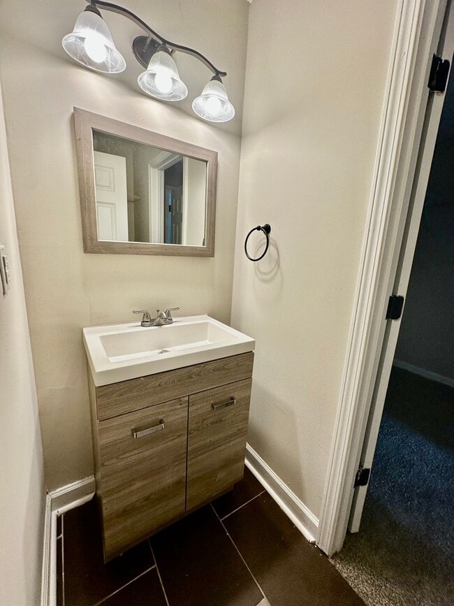Building Photo - Atlanta Rental