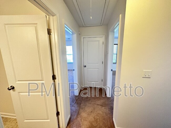Building Photo - 233 Hawkins Creek Rd