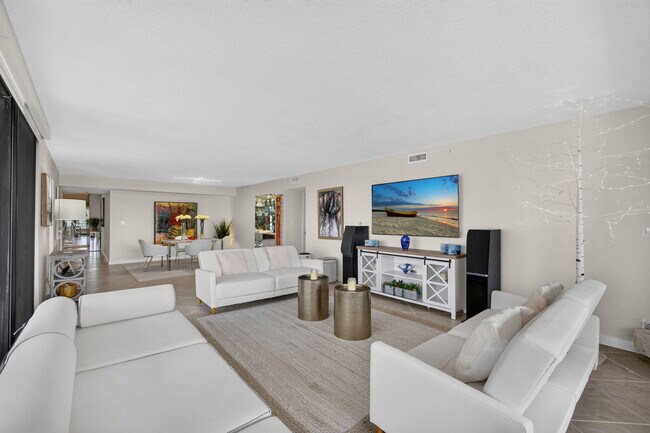 Building Photo - 3440 S Ocean Blvd