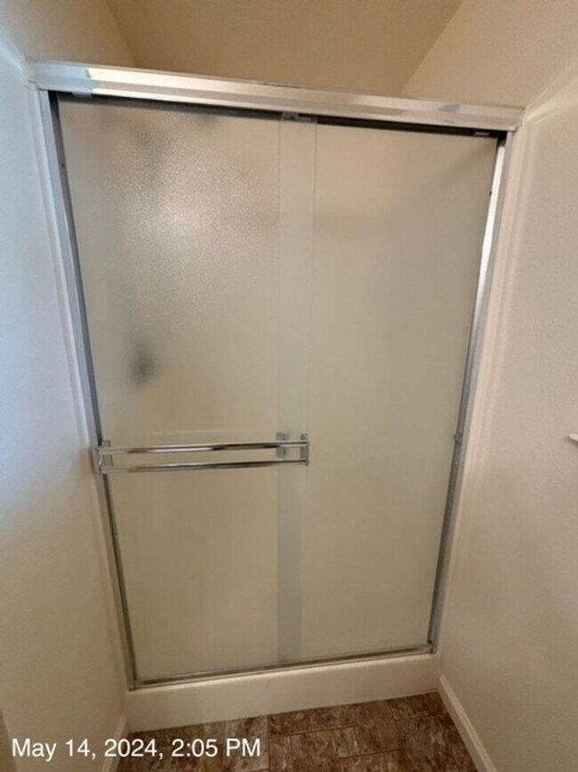 Building Photo - 079