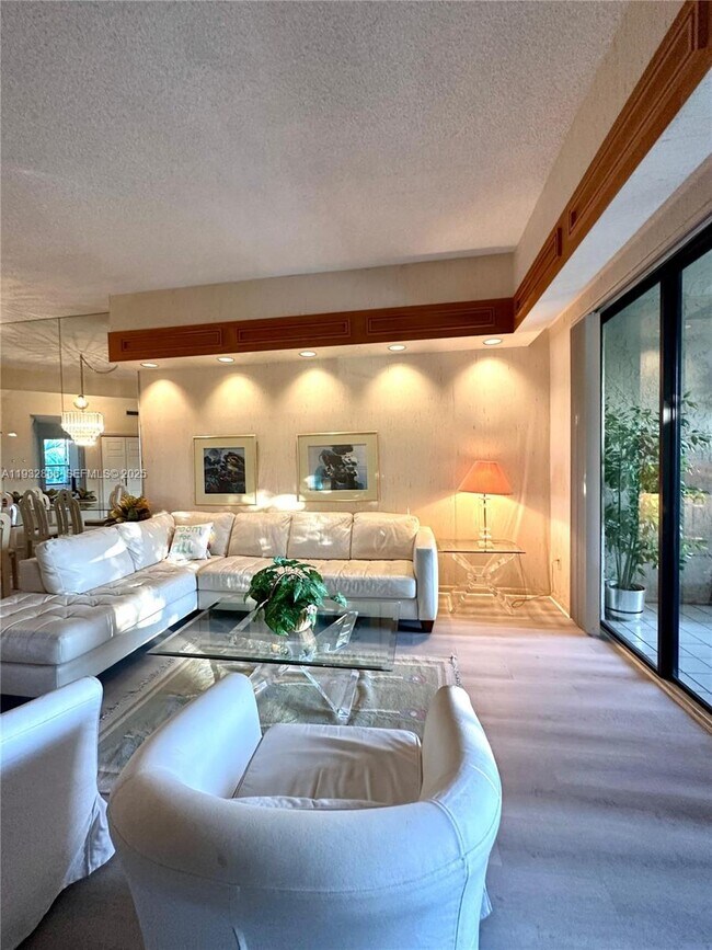 Building Photo - 7472 La Paz Blvd