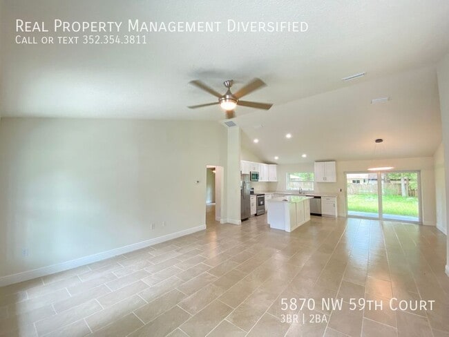 Building Photo - 5870 NW 59th Ct