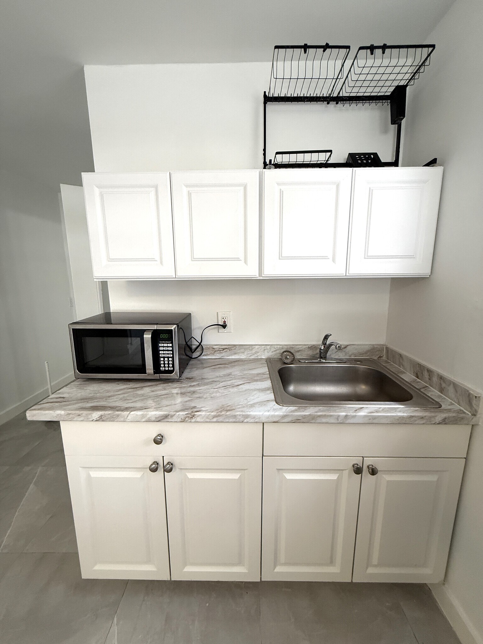 Kitchen - 624 Westward Dr