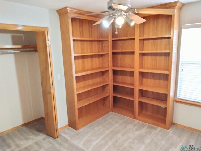 Building Photo - 2301 Reese Dr