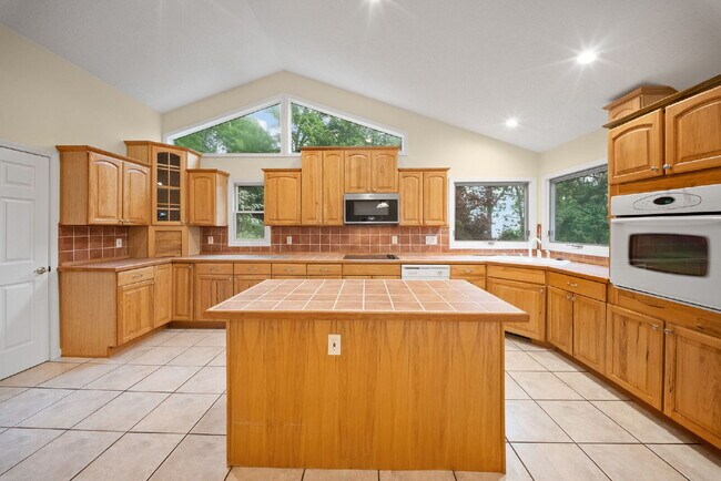 Building Photo - Asheville Mountain Home with Biltmore Views | 3BR + Office & Expansive Scenic Deck