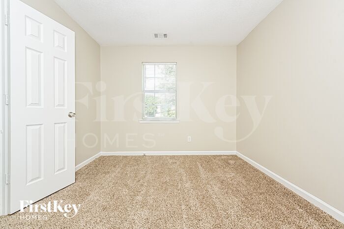 Building Photo - 2503 Brenston Dr