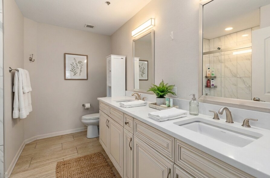 Building Photo - 2900 NE Kendallwood Pkwy