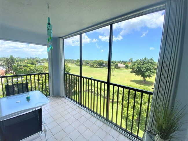 Building Photo - ** FAIRWAY GARDENS AT LELY ** 2 BED / 2 BA...