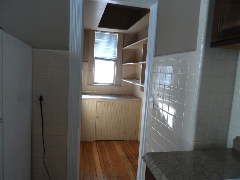 Building Photo - 9 Willard Ave