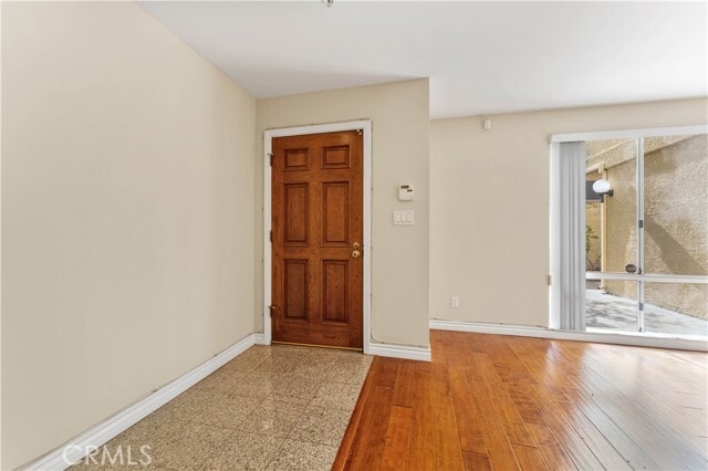 Building Photo - 451 S Oakland Ave