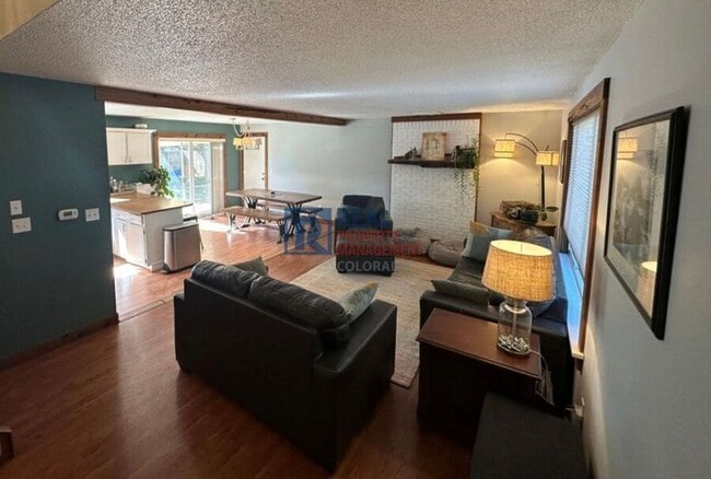 Building Photo - 831 Winchester Dr