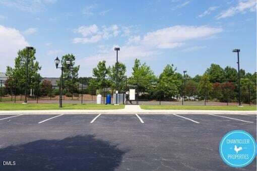 Building Photo - 506 Berry Chase Way