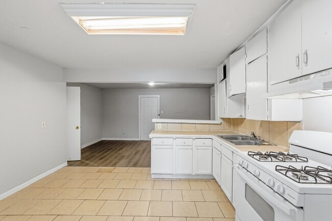 Building Photo - 4953 Bataan Rd