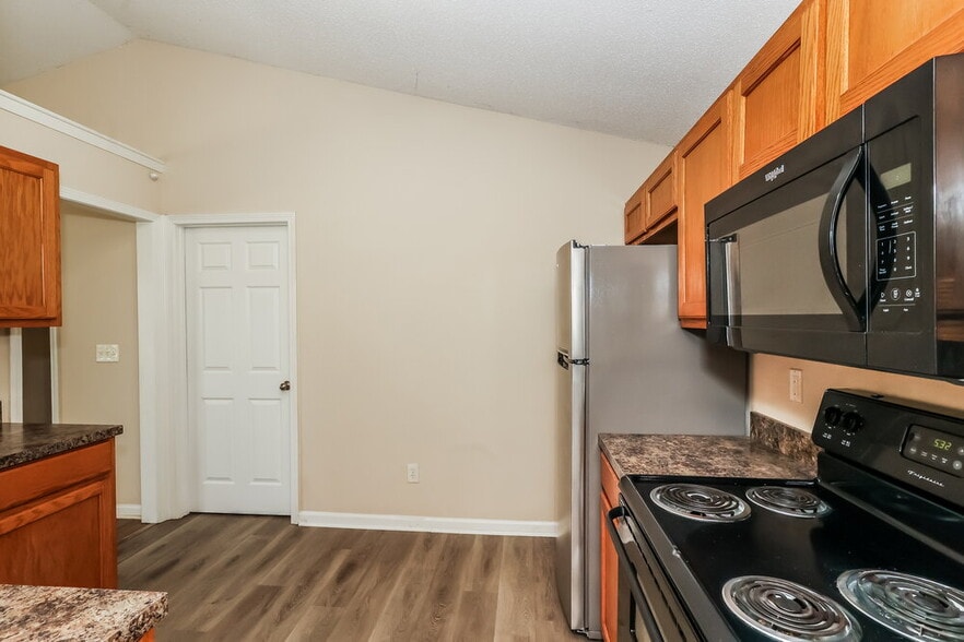Building Photo - 43 Thorn Thicket Way