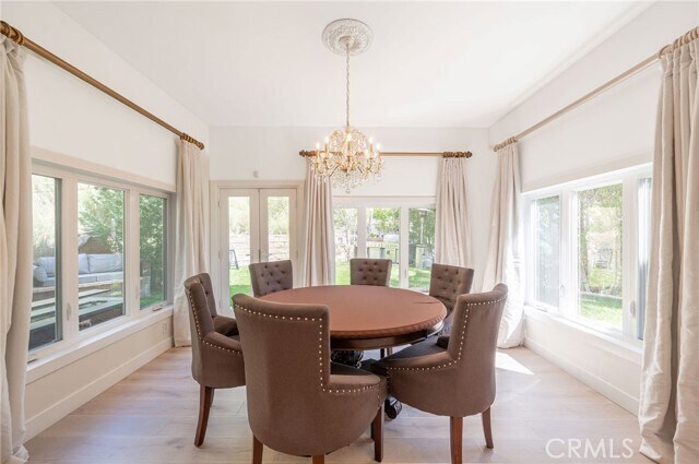 Building Photo - 3331 Oakmont View Dr