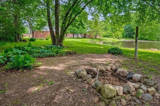 Building Photo - 3407 Bean-Oller Rd