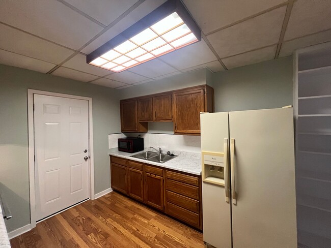 Building Photo - COMING SOON - Traditional 3BD/2BA Home w/ ...