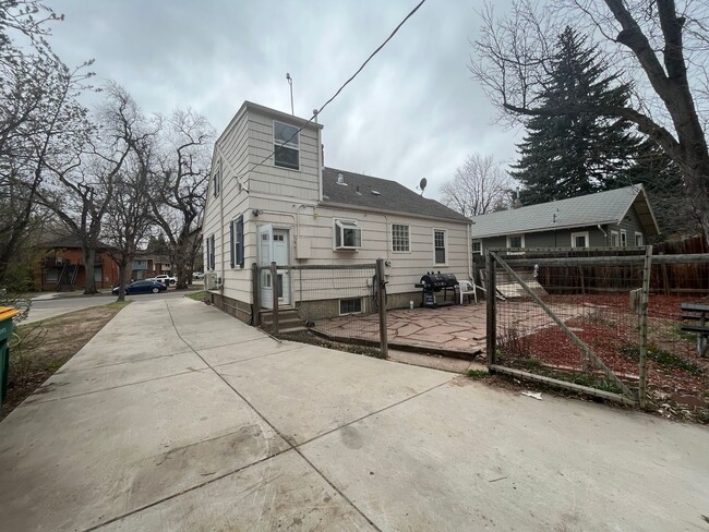 Building Photo - Cute House In Fort Collins