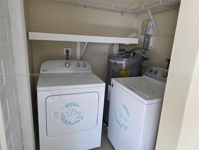 Building Photo - 20630 Manta Dr