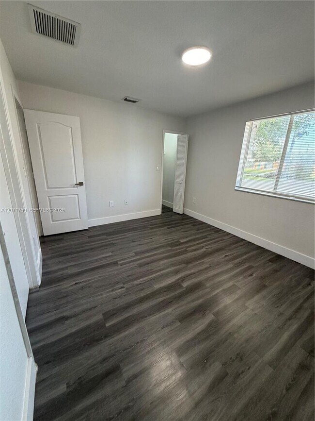 Building Photo - 580 NW 58th St
