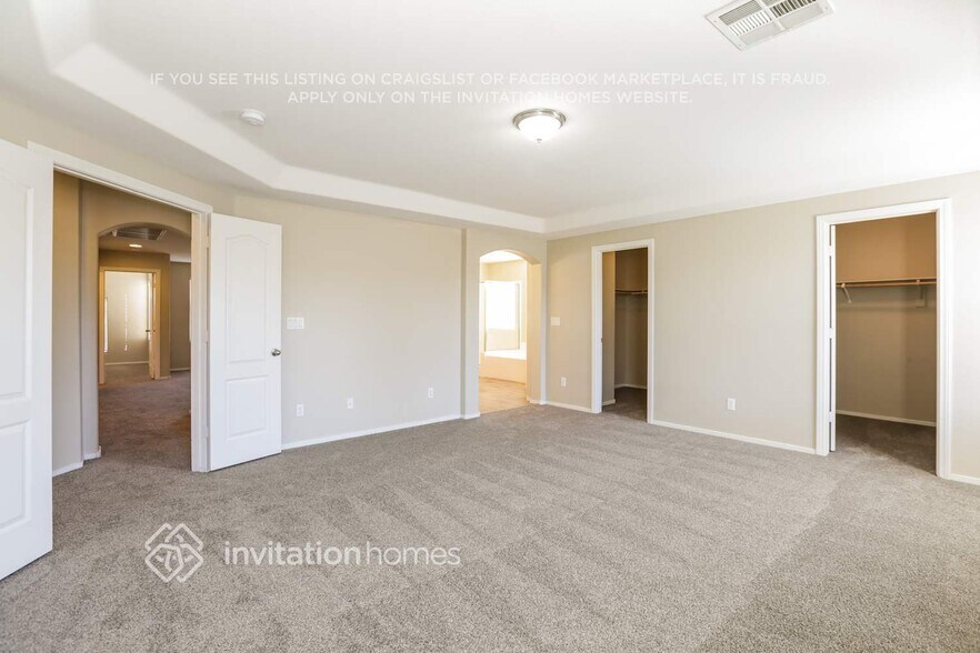 Building Photo - 8117 RedBud Vine St