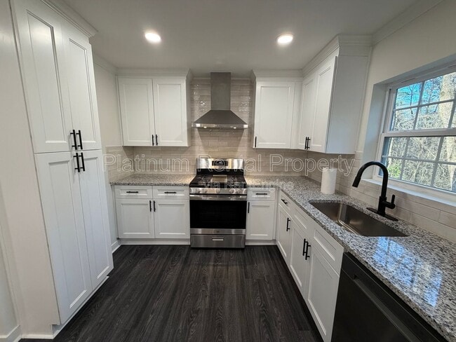 Building Photo - 329 Kelly Mill Rd