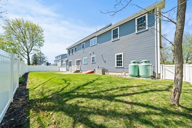 Building Photo - 116 Livingstone Ave