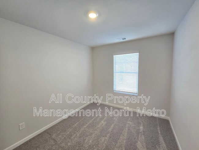 Building Photo - 438 Lanier Cir