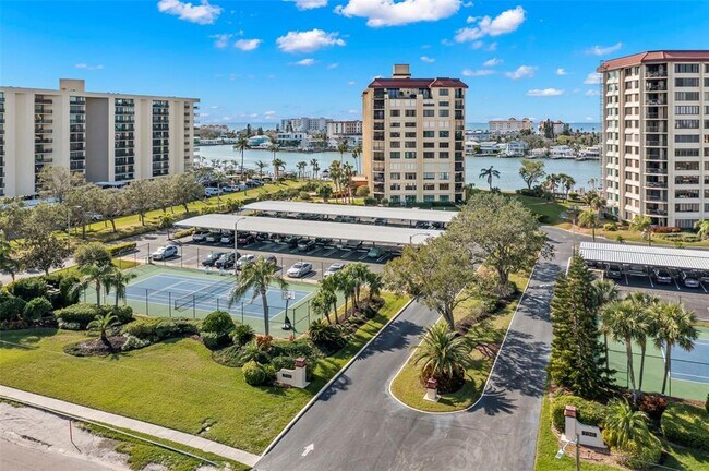 Building Photo - 700 Island Way
