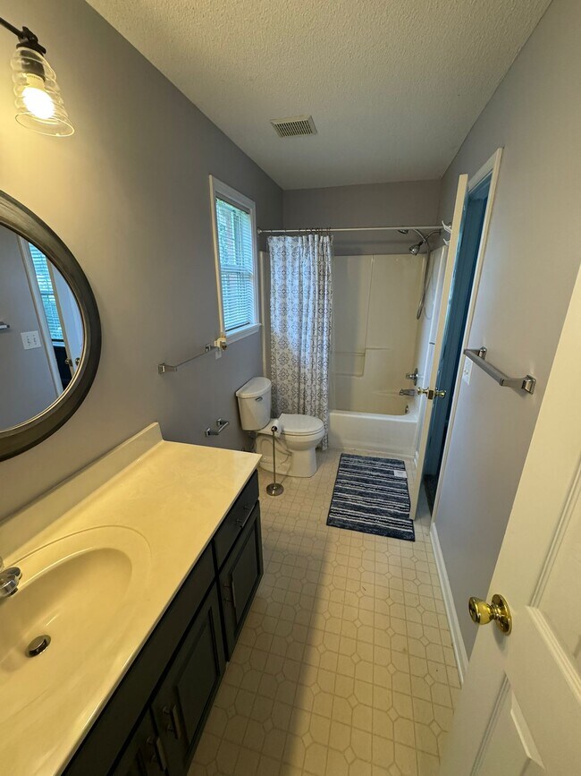 Building Photo - 111 Weatherstone Pl