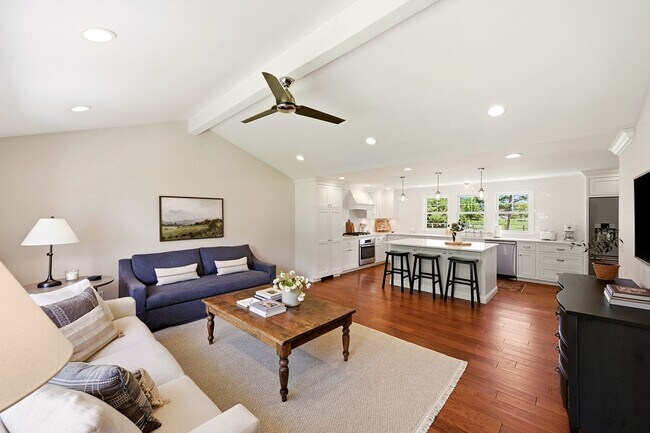 Building Photo - Charming Updated Farmhouse with Incredible Mountain Vistas